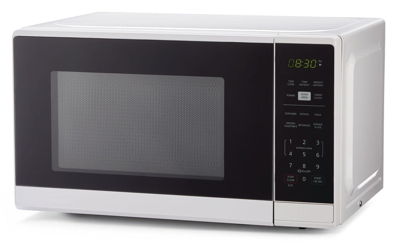 MASTER Chef Countertop Microwave, 700 W, White, 0.7-cu-ft M8